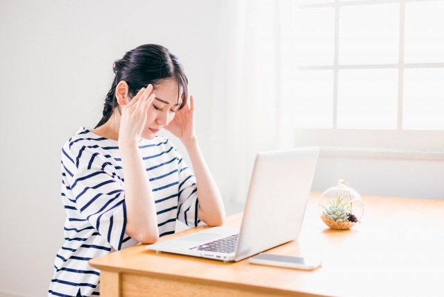 肩こりもあるけど、頭痛がひどいわ…